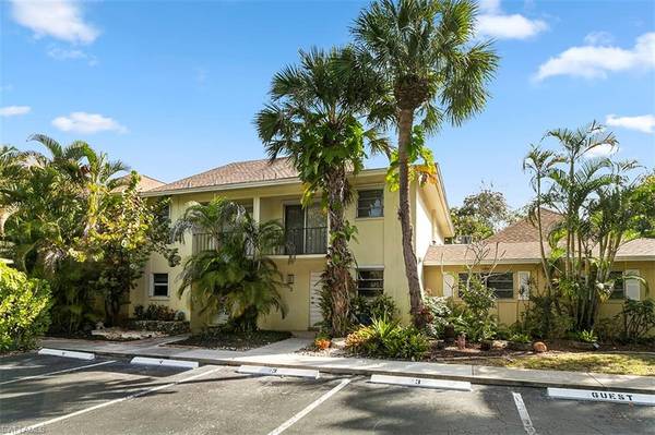 1201 Solana RD #3, Naples, FL 34103