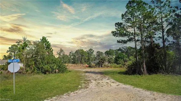 Lehigh Acres, FL 33974,1007 Norwood CT