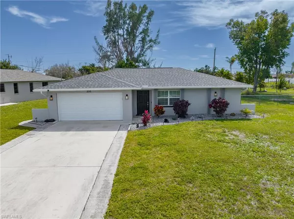 330 SW 28th TER, Cape Coral, FL 33914