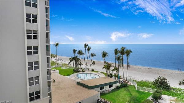 3115 Gulf Shore BLVD N #104S, Naples, FL 34103