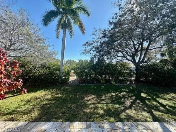 Naples, FL 34114,8 Bass LN #8