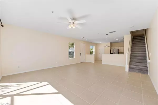 Naples, FL 34110,15894 Marcello CIR #233