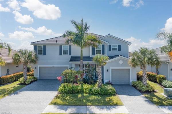 2364 Orchard ST, Naples, FL 34120