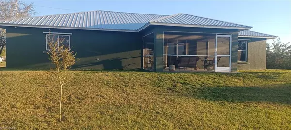 Lehigh Acres, FL 33974,185 Pennfield ST