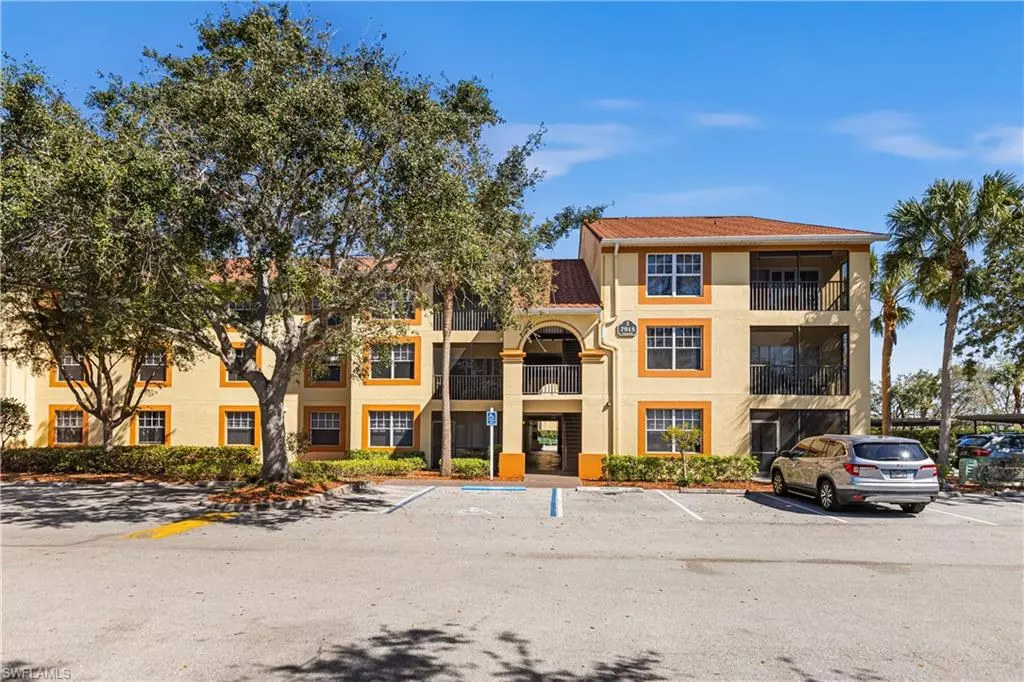 Naples, FL 34119,7915 Preserve CIR #214