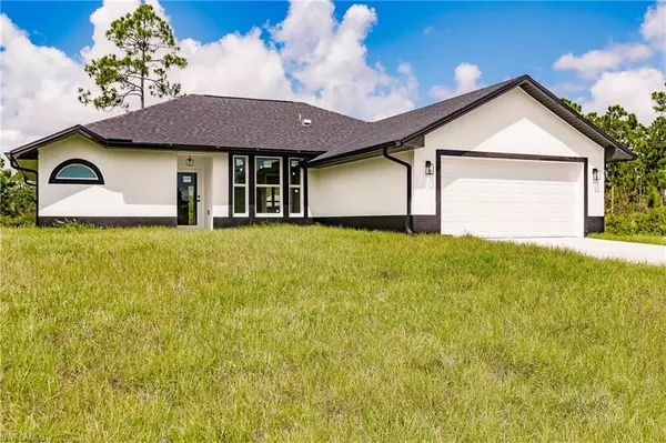 Lehigh Acres, FL 33972,816 Maple AVE N