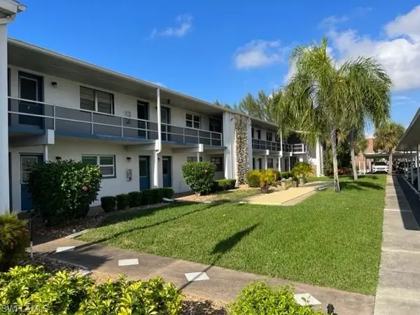 Cape Coral, FL 33904,708 Victoria DR #213