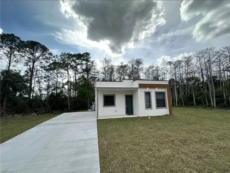 5005 Gramercy RD, Labelle, FL 33935