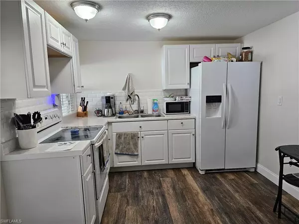 Punta Gorda, FL 33950,3 S Pelican