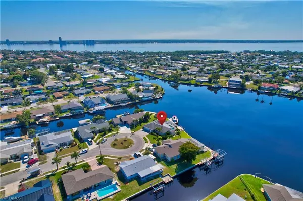 North Fort Myers, FL 33903,4530 W Coral CIR