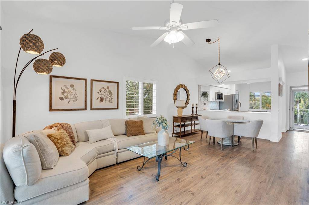 7300 Glenmoor LN #1308, Naples, FL 34104