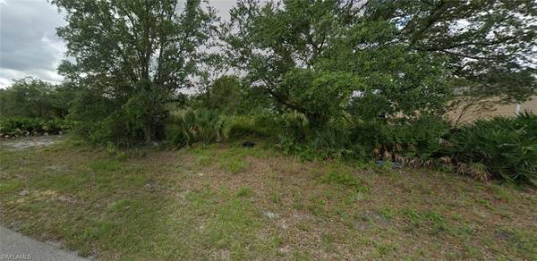 2513 63rd ST W, Lehigh Acres, FL 33971