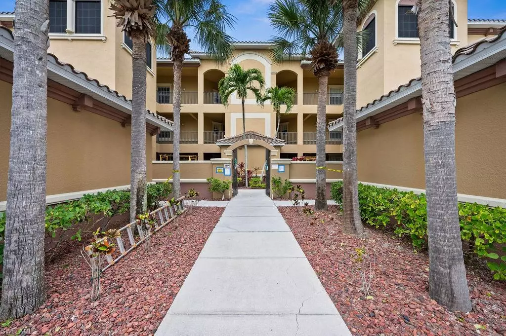 Cape Coral, FL 33914,3800 Agualinda BLVD #202