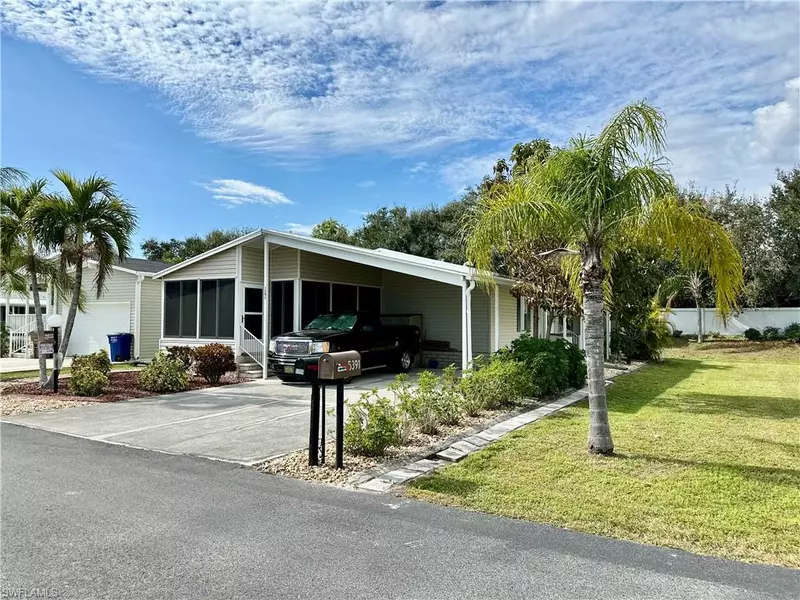 5396 Fiddleleaf DR, Fort Myers, FL 33905