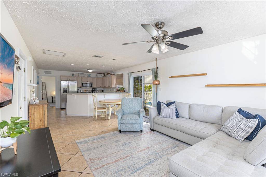 Naples, FL 34104,470 Leawood CIR
