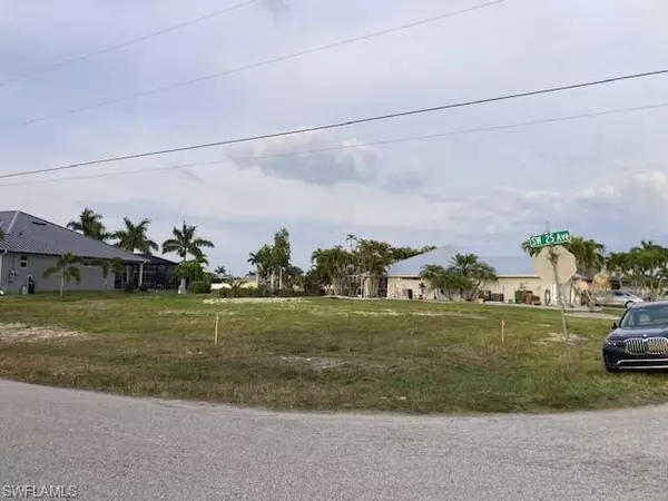 Cape Coral, FL 33914,2827 SW 25th AVE