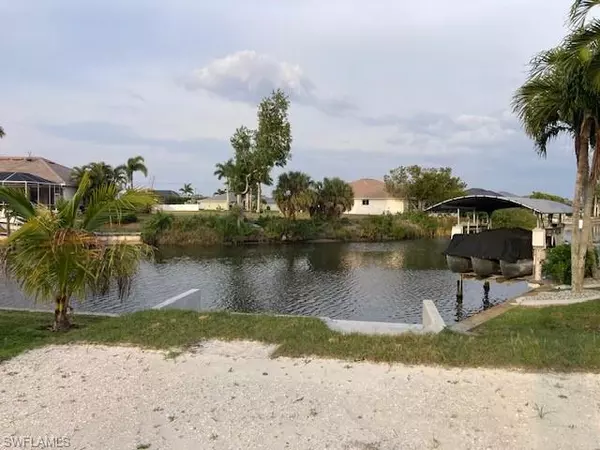 Cape Coral, FL 33914,2827 SW 25th AVE