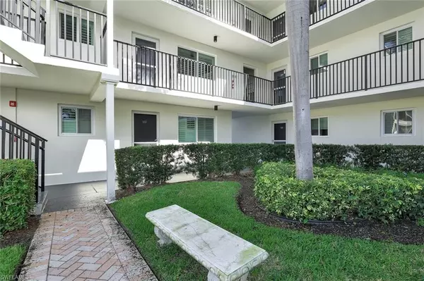 Naples, FL 34102,766 Central AVE #102