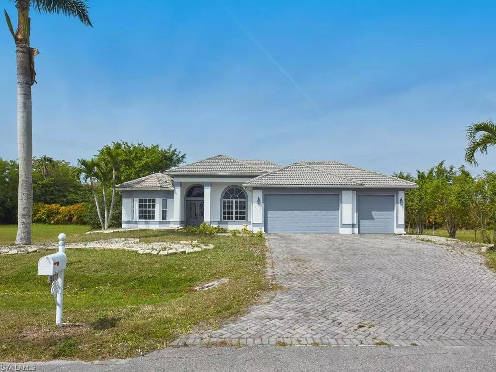 Naples, FL 34114,18307 Royal Hammock BLVD