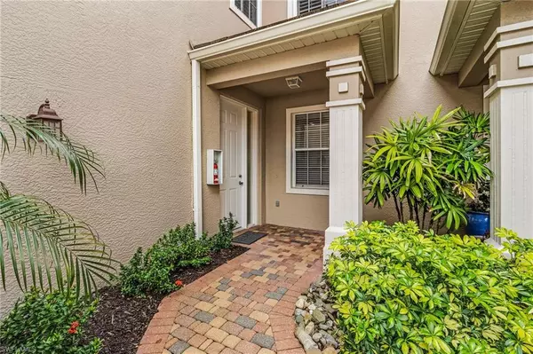 Naples, FL 34105,4739 Stratford CT #2201