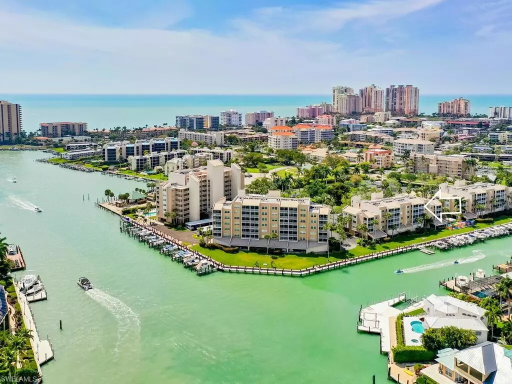 Marco Island, FL 34145,893 Collier CT #3-502