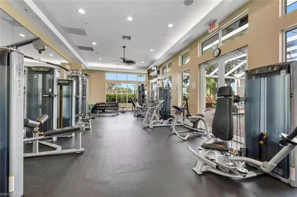 Naples, FL 34109,3058 Driftwood WAY #4406