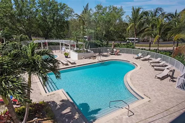 Naples, FL 34108,6825 Grenadier BLVD #101