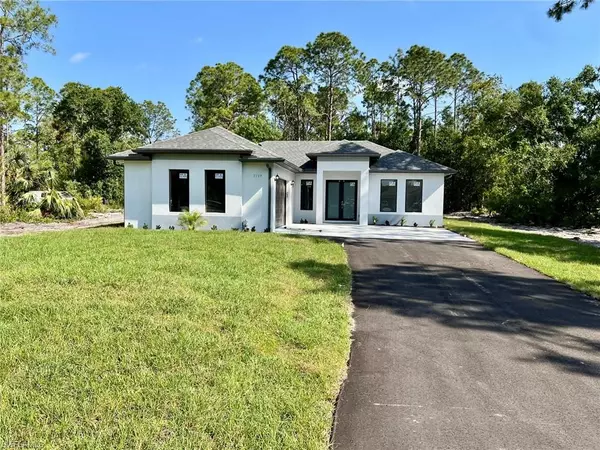 2389 66th AVE NE, Naples, FL 34120