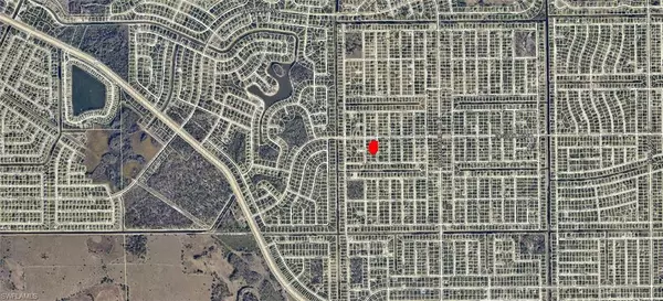 Lehigh Acres, FL 33974,808 Downer AVE S