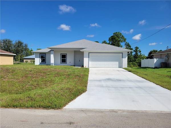 109 plainview ST, Lehigh Acres, FL 33974