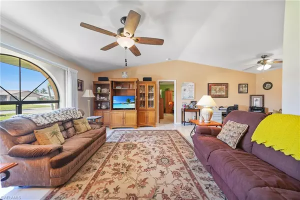 Cape Coral, FL 33990,1419 SE 22nd ST