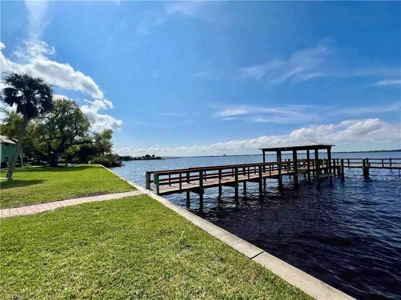 3225 E Riverside DR #31C, Fort Myers, FL 33916