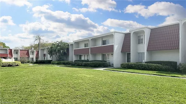 Clearwater, FL 33760,2918 Pine Cone Circle ##6-40