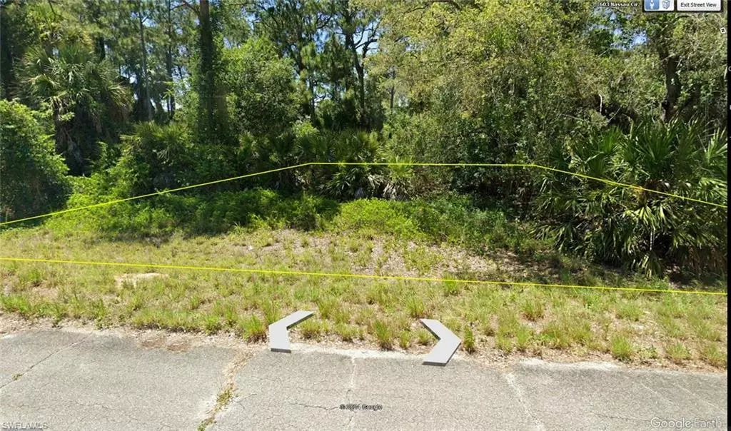 Labelle, FL 33935,602 Nassau CIR