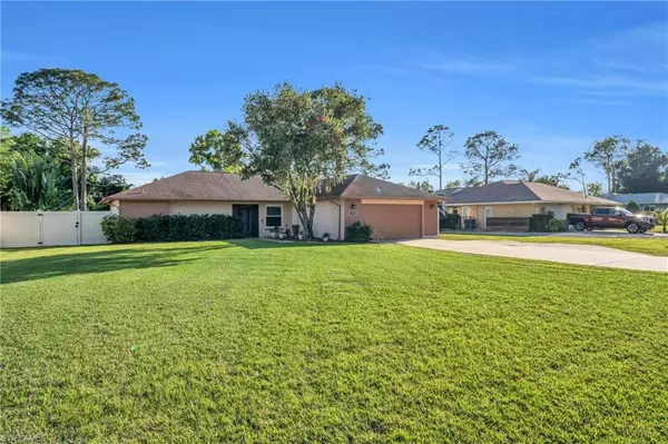 North Fort Myers, FL 33917,7463 Dana Lin CIR