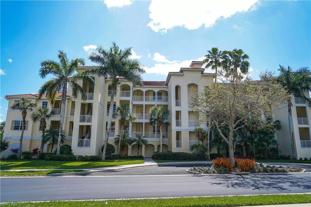 Naples, FL 34112,4844 Hampshire CT #204