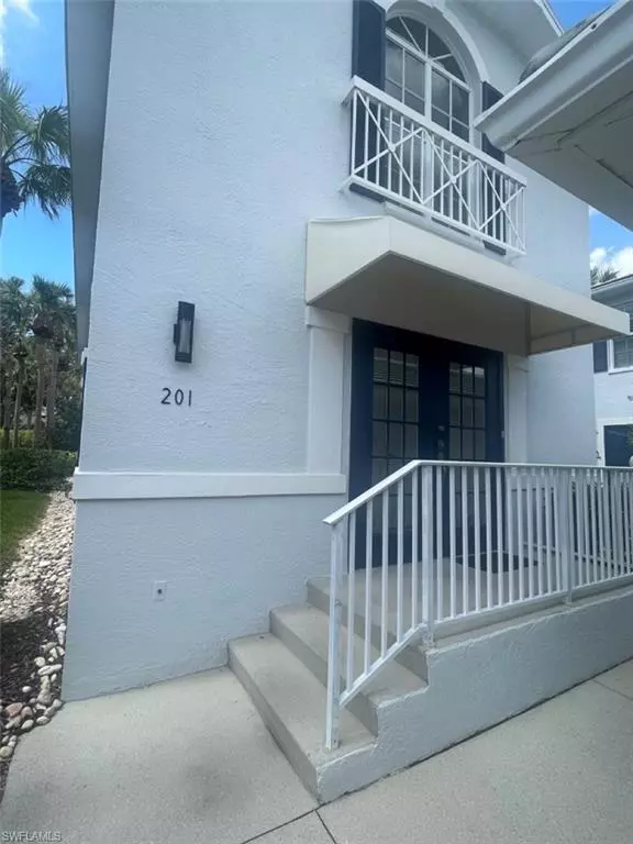 Naples, FL 34108,7087 Barrington CIR #201