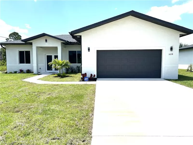 1038 Capetown AVE, Lehigh Acres, FL 33974