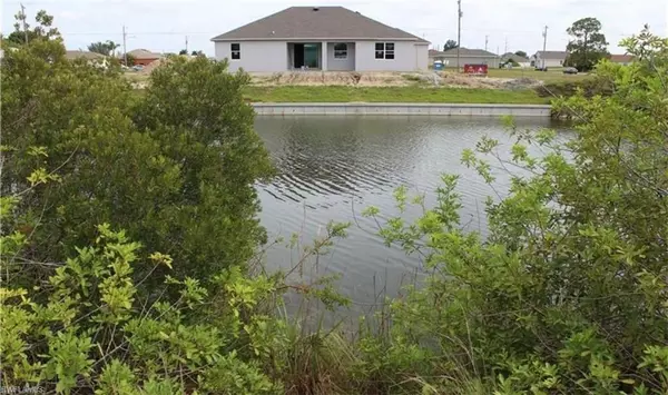 Cape Coral, FL 33993,27 NW 19th TER