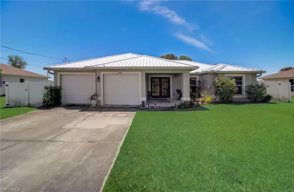3907 24th ST SW, Lehigh Acres, FL 33976