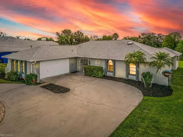 4322 Country Club BLVD, Cape Coral, FL 33904