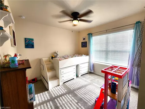 Lehigh Acres, FL 33971,1016 Cavanagh AVE