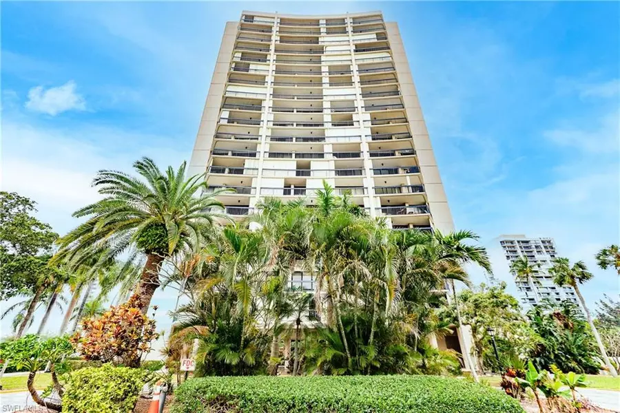 2425 Presidential WAY #404, West Palm Beach, FL 33401