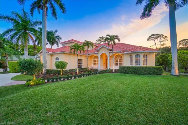 9069 The LN,  Naples,  FL 34109