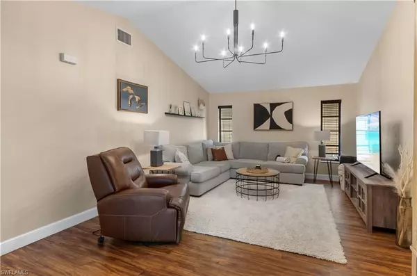 Cape Coral, FL 33990,1322 SE 23rd AVE