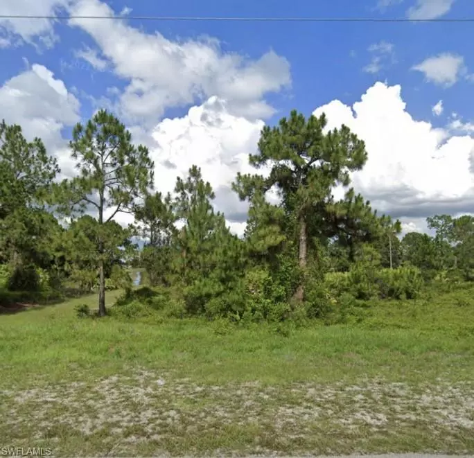 Lehigh Acres, FL 33974,833 Bell BLVD S
