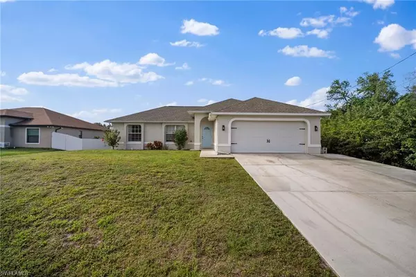 4013 16th ST SW, Lehigh Acres, FL 33976