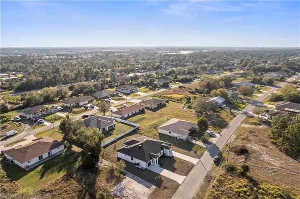 Lehigh Acres, FL 33973,4805-4807 28th ST SW