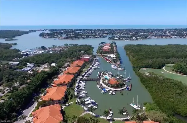 Naples, FL 34112,1777 Gulfstar DR S