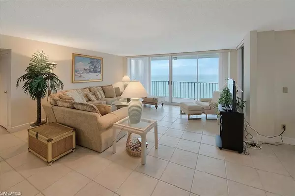 Naples, FL 34108,10701 Gulf Shore DR #1202